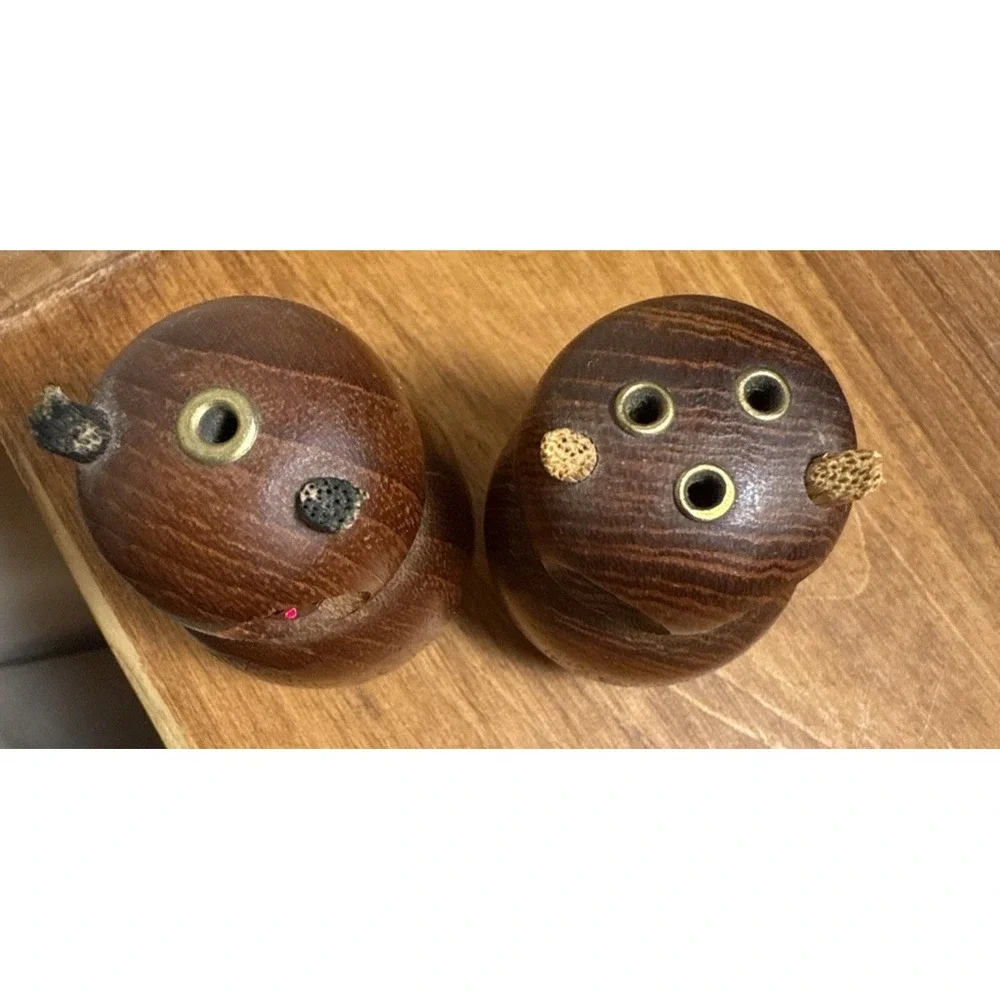 Vintage wooden‎ owl salt + pepper shaker rhinestone eyes green & red eyes